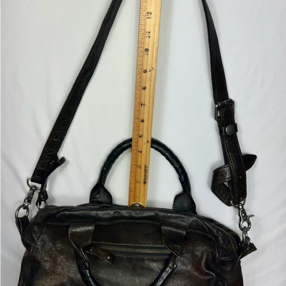 Vintage Frye Elaine Satchel Duffle Shoulder Italian Leather distressed HandBag - Picture 11 of 11